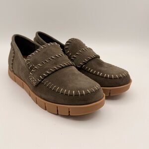 MIA Olive Suede Moc Toe Loafers Slip On Comfort Casual Womens Flats Size 6.5